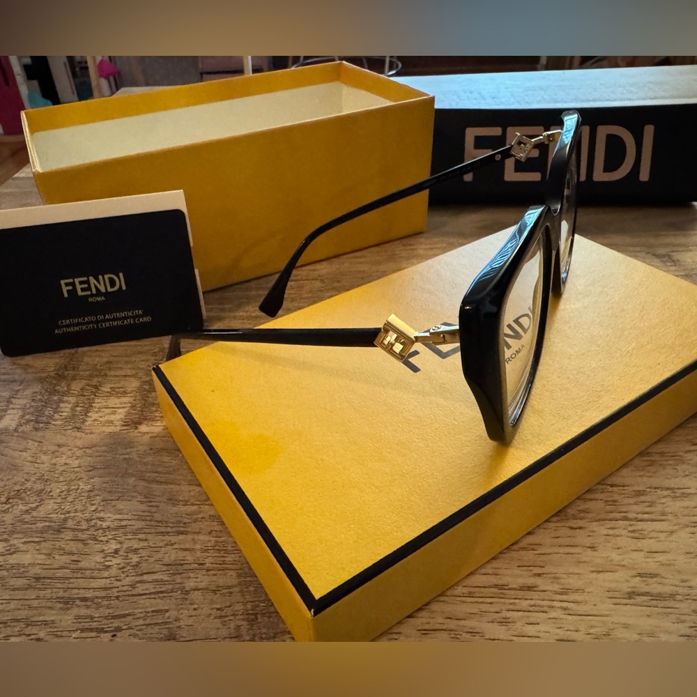 Fendi FE40161I Square Black Acetate Full Rim Glasses - Picture 2 of 10